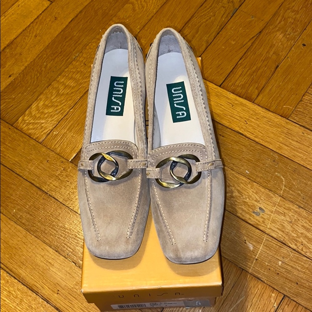 Unisa inch heel suede shoe